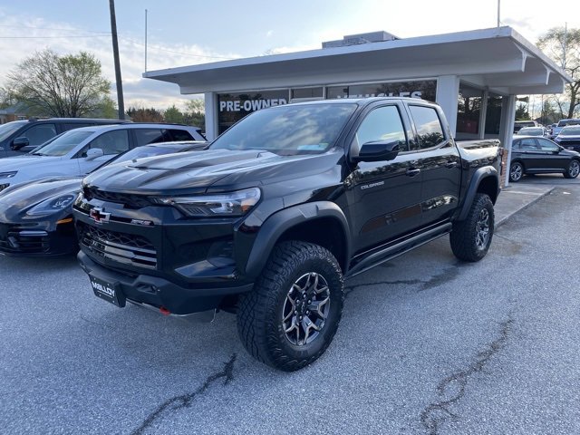 Used 2024 Chevrolet Colorado ZR2 w/ ZR2 Convenience Package III