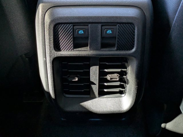 New 2025 Ford Bronco Badlands image 15