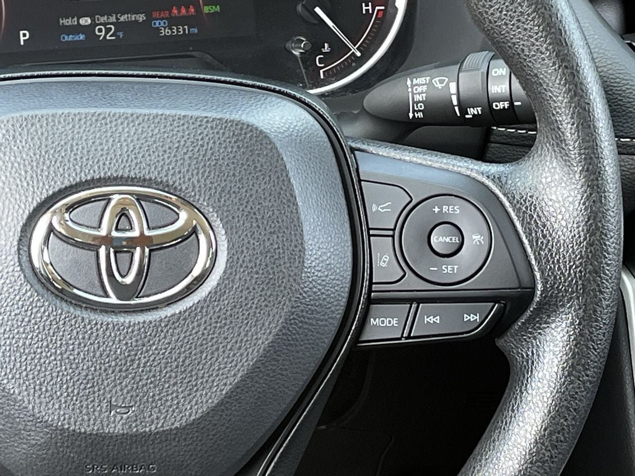 Used 2025 Toyota RAV4 XLE FWD image 14