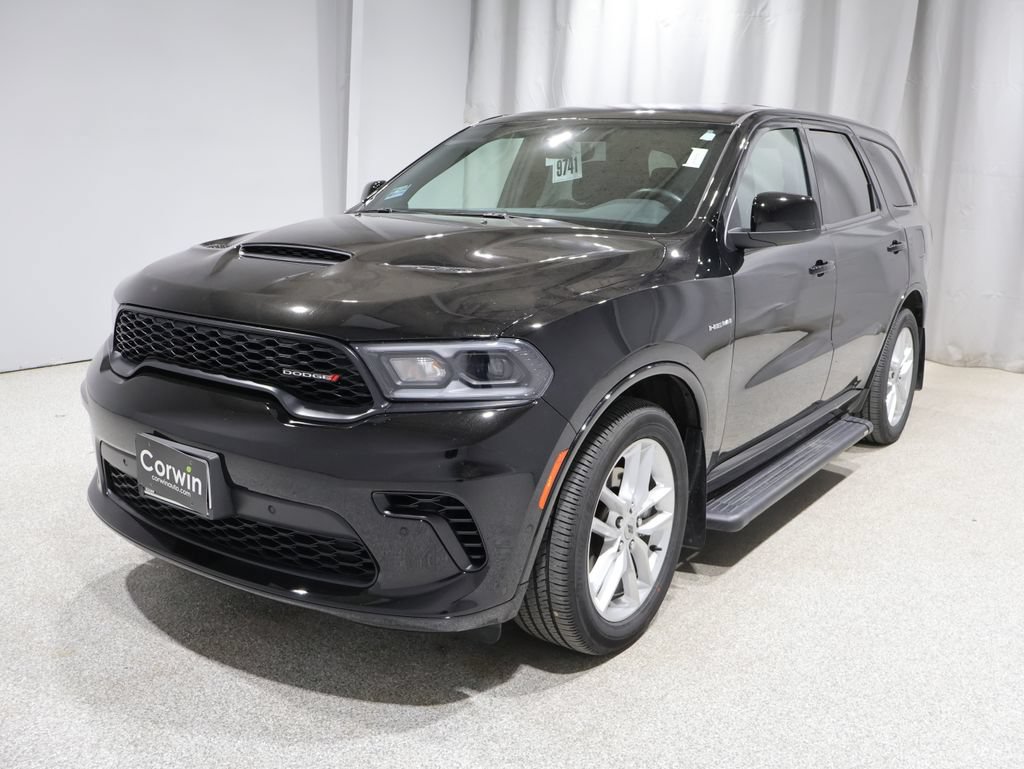 Certified 2024 Dodge Durango R/T w/ Trailer Tow Group IV AWD/4WD image 6