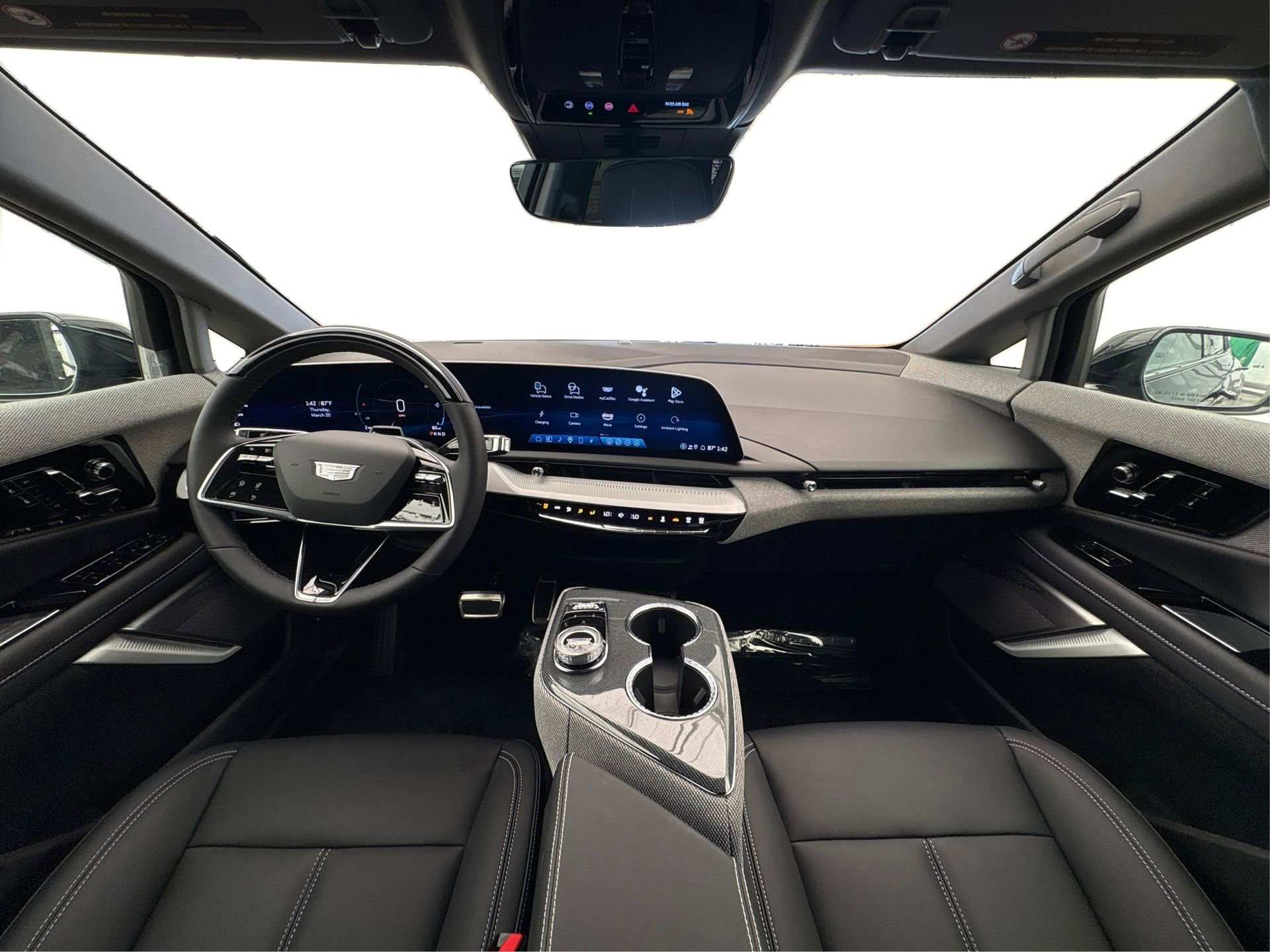 New 2025 Cadillac Optiq Luxury 1 image 23