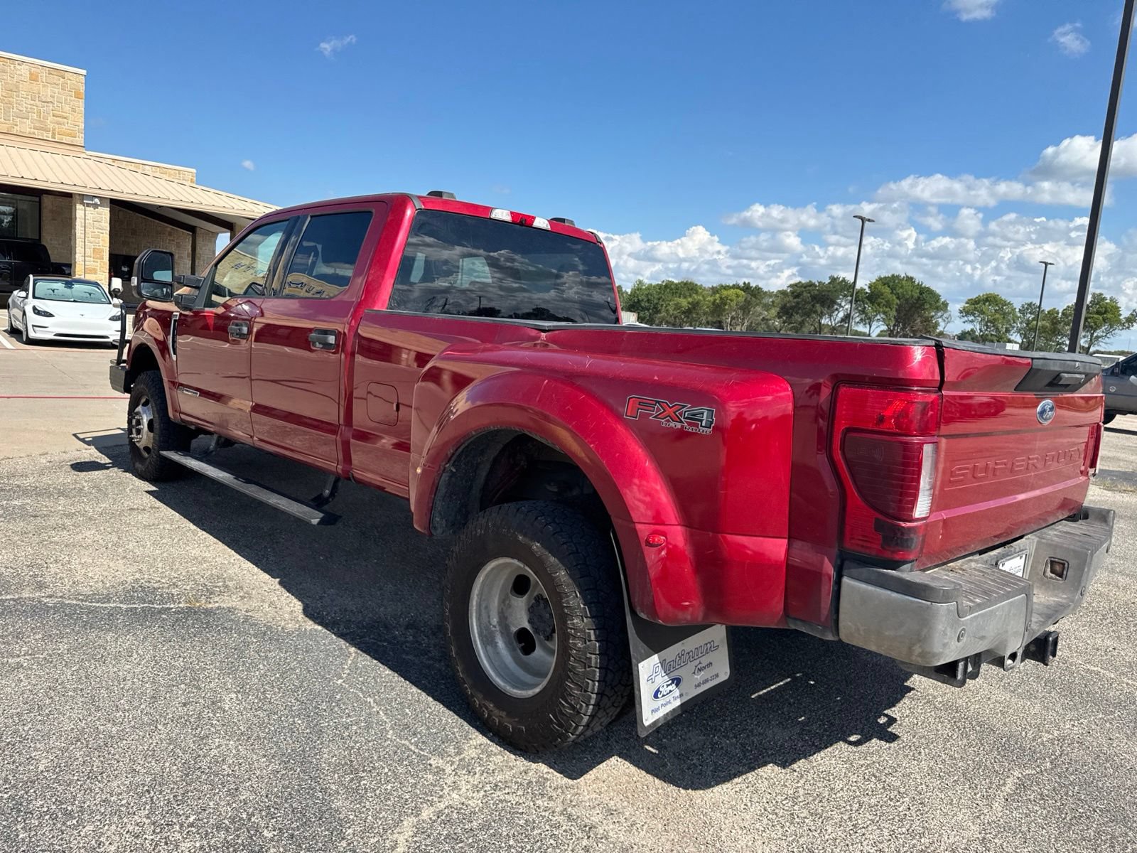 Used 2022 Ford F350 XLT w/ XLT Value Package AWD/4WD image 7