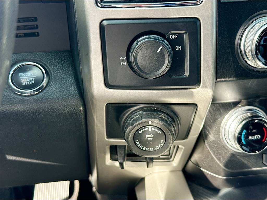 Used 2020 Ford F150 Lariat w/ Equipment Group 502A Luxury image 15