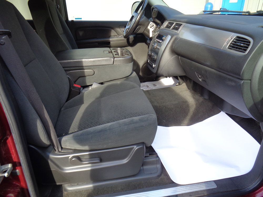 Used 2008 Chevrolet Suburban LS w/ Convenience Package 1 image 11