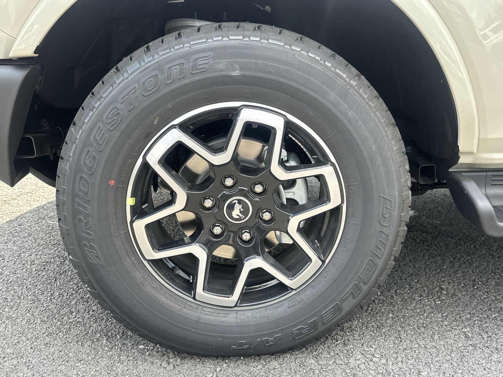 New 2026 Ford Bronco Outer Banks AWD/4WD image 20