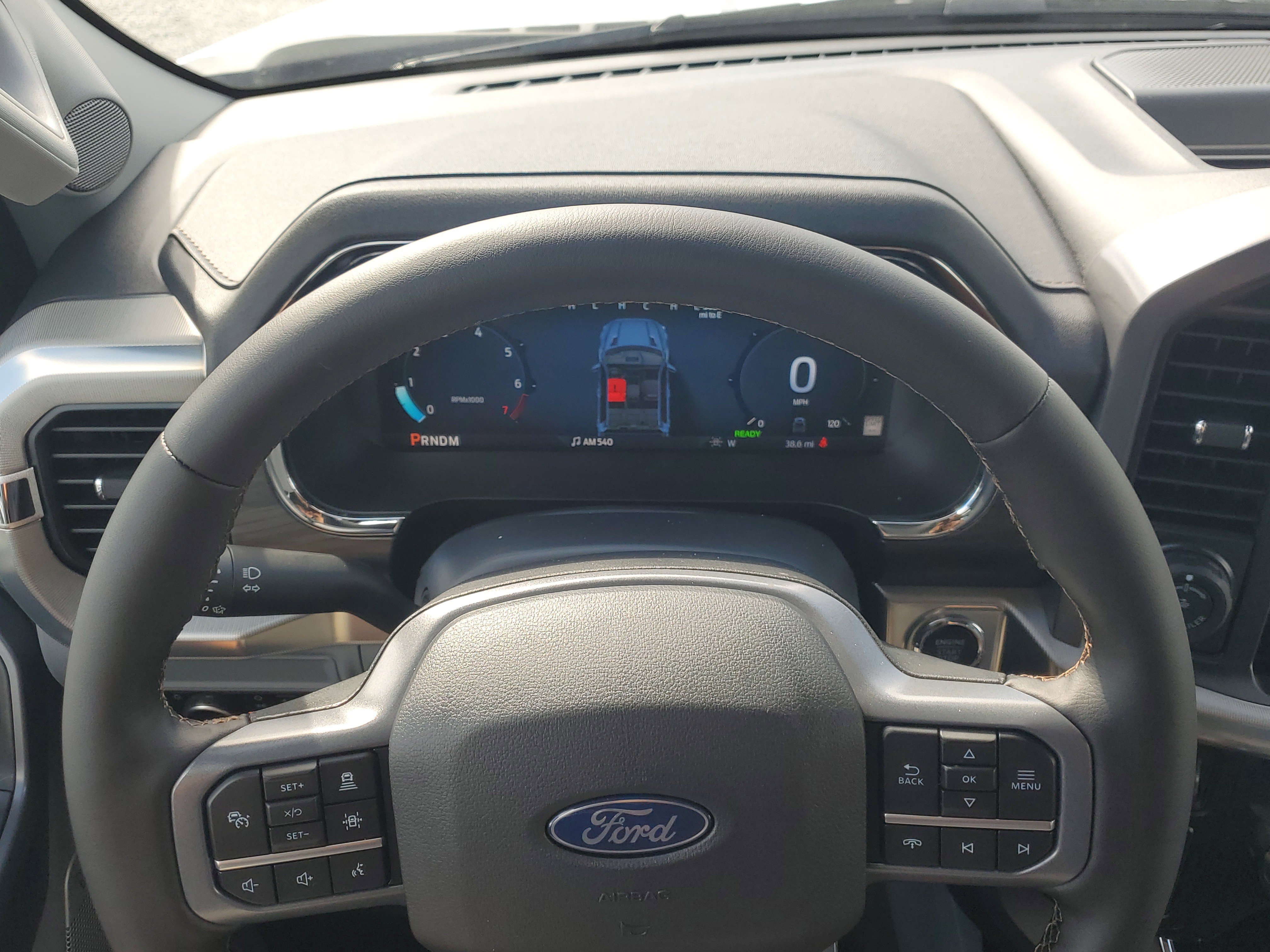 New 2025 Ford F150 Lariat w/ Equipment Group 501A Mid image 17