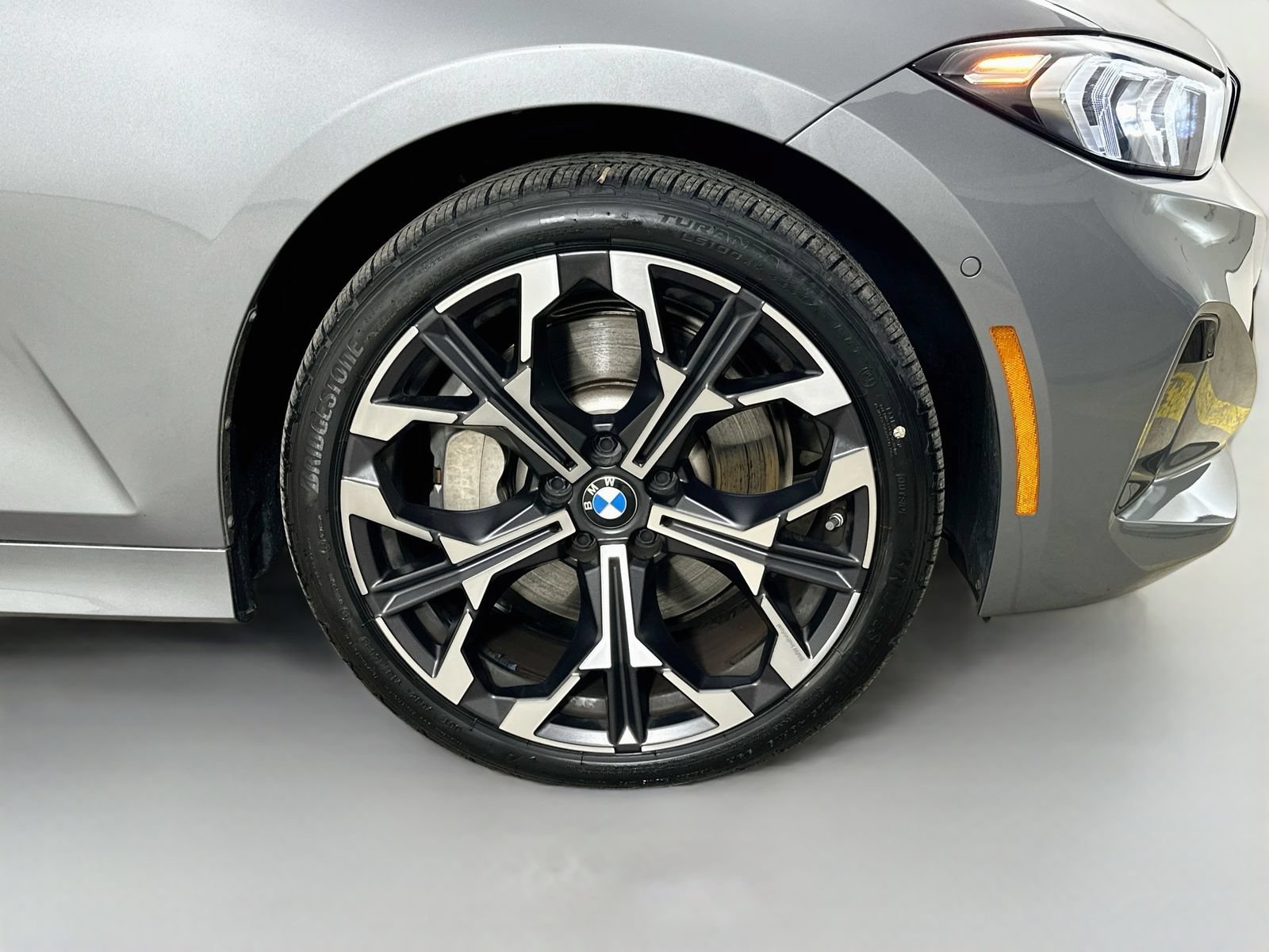 Used 2025 BMW 330i xDrive Sedan AWD/4WD image 10