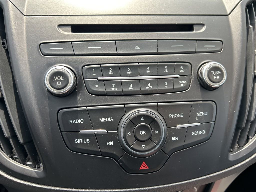 Used 2017 Ford Escape SE AWD/4WD image 16