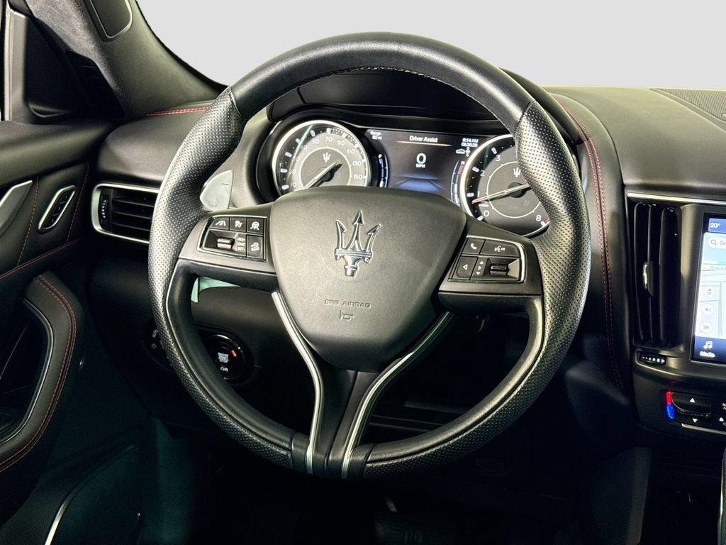 Used 2024 Maserati Levante GT Ultima AWD/4WD image 10