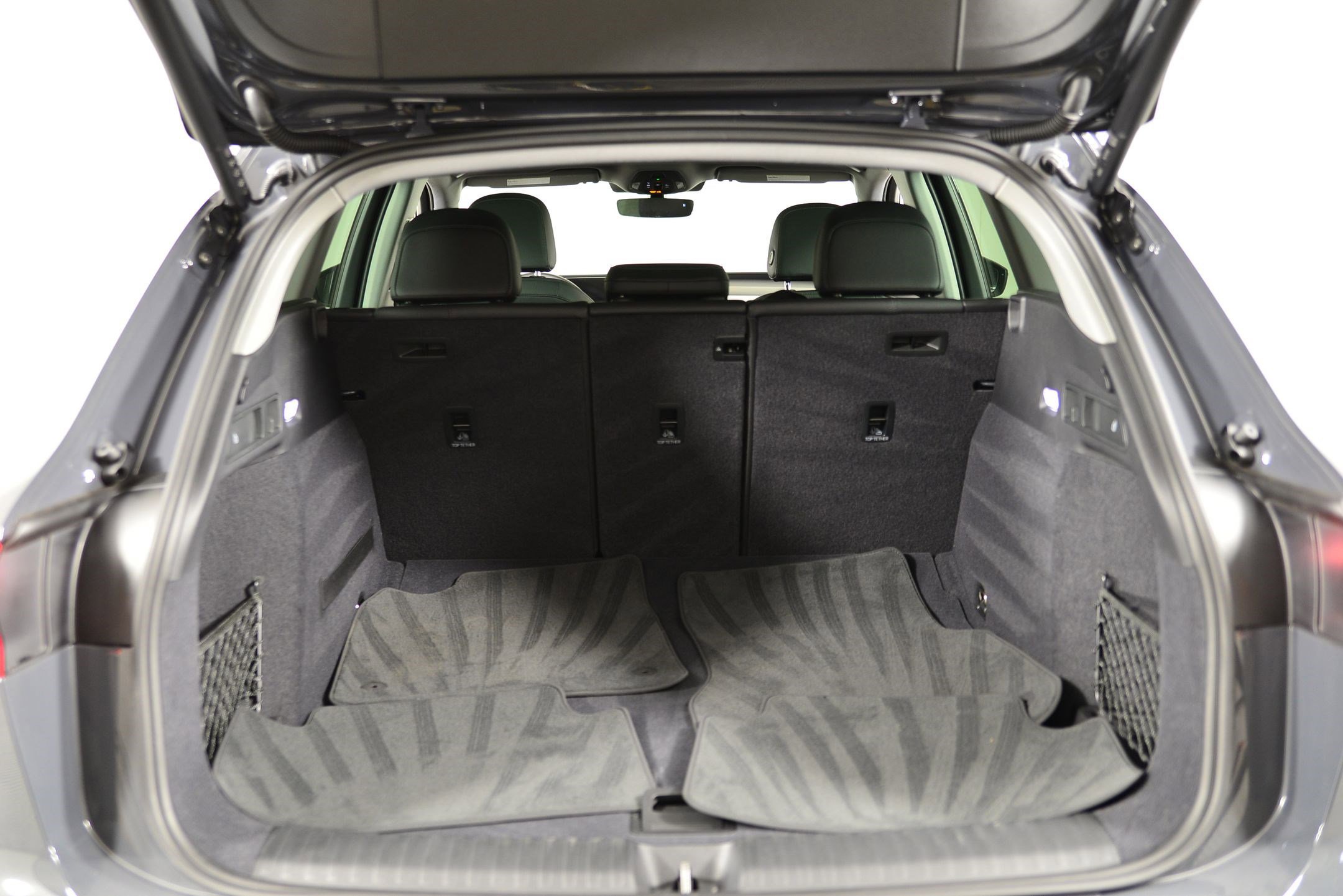 Certified 2025 Audi Q6 e-tron Premium w/ Convenience Package image 23