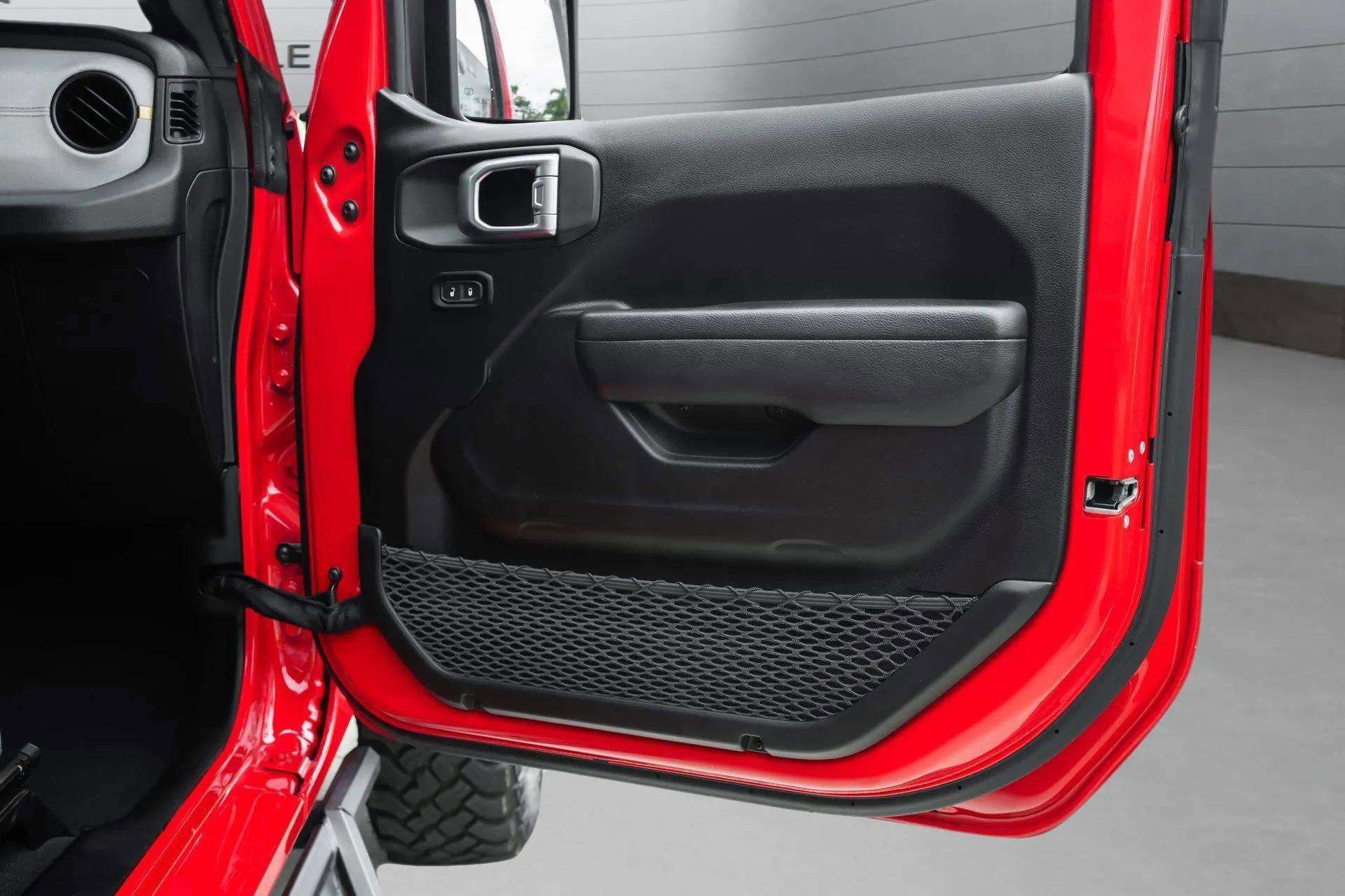 Used 2024 Jeep Wrangler Willys image 33