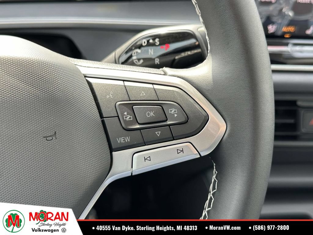 Used 2026 Volkswagen Tiguan SE AWD/4WD image 18