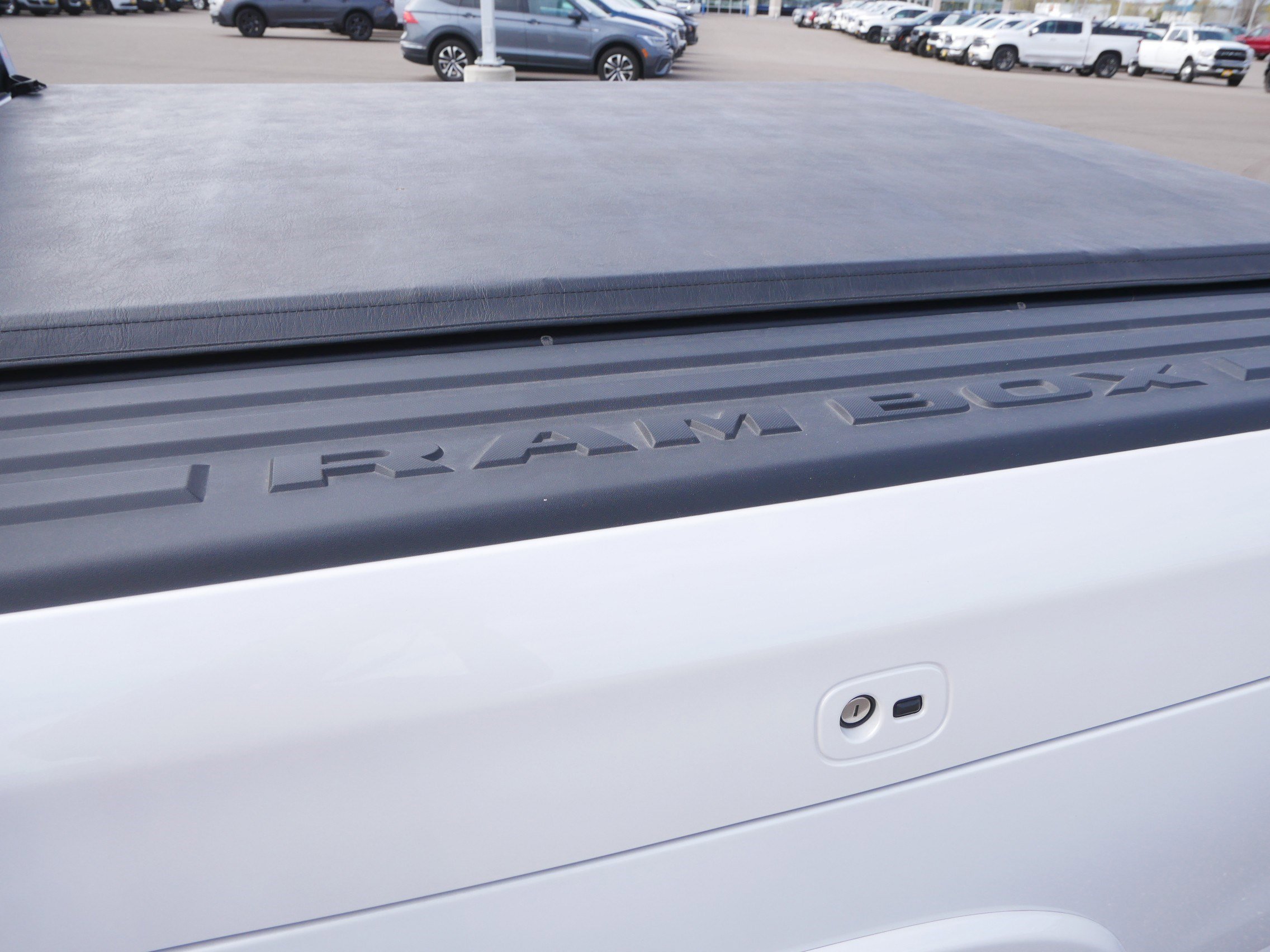 Used 2025 RAM 1500 Tungsten AWD/4WD image 18