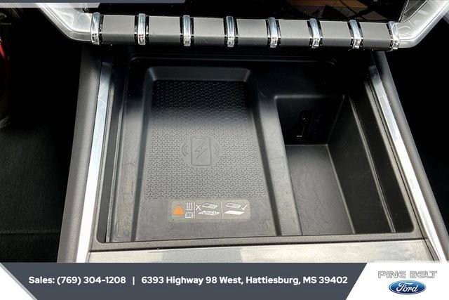 Used 2025 GMC Acadia Elevation image 23