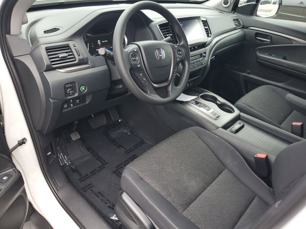 Certified 2023 Honda Ridgeline Sport image 18