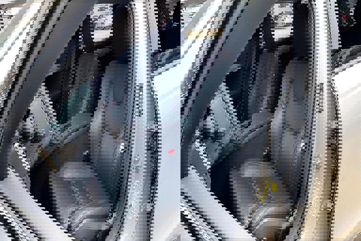 Used 2025 Volvo V90 B6 Cross Country Ultra w/ Protection Package Premier image 8