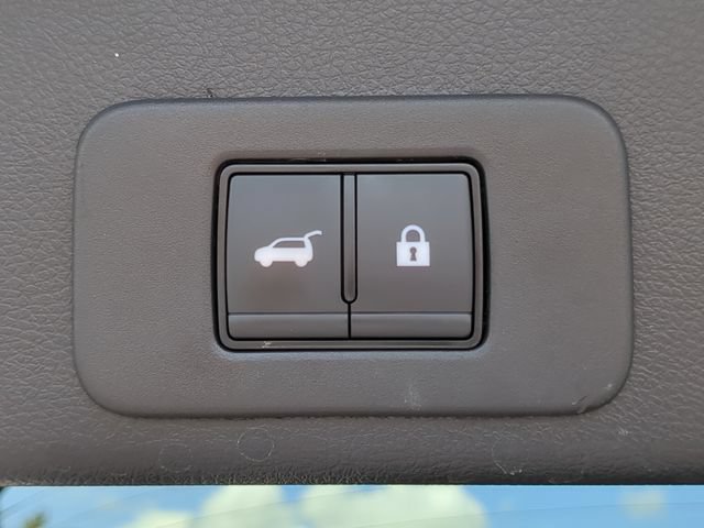 Used 2025 Nissan Murano SL AWD/4WD image 13