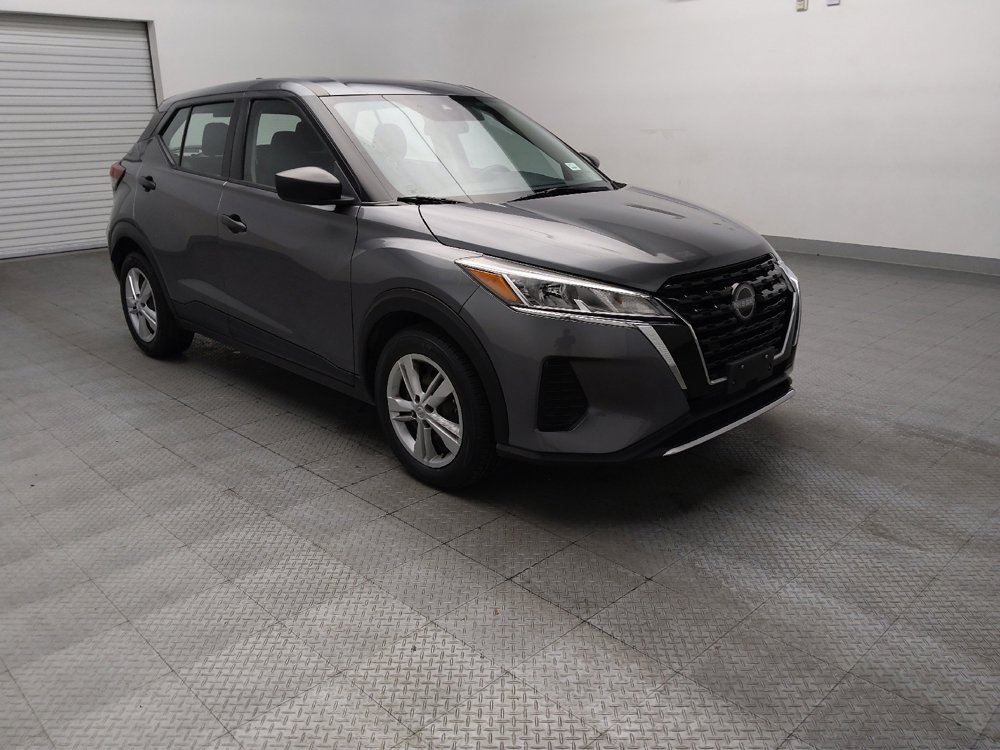 Used 2024 Nissan Kicks S FWD image 13