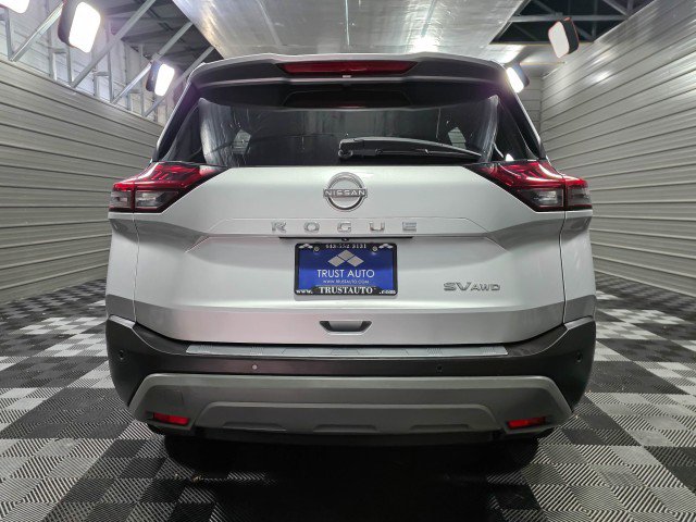 Used 2022 Nissan Rogue SV image 6
