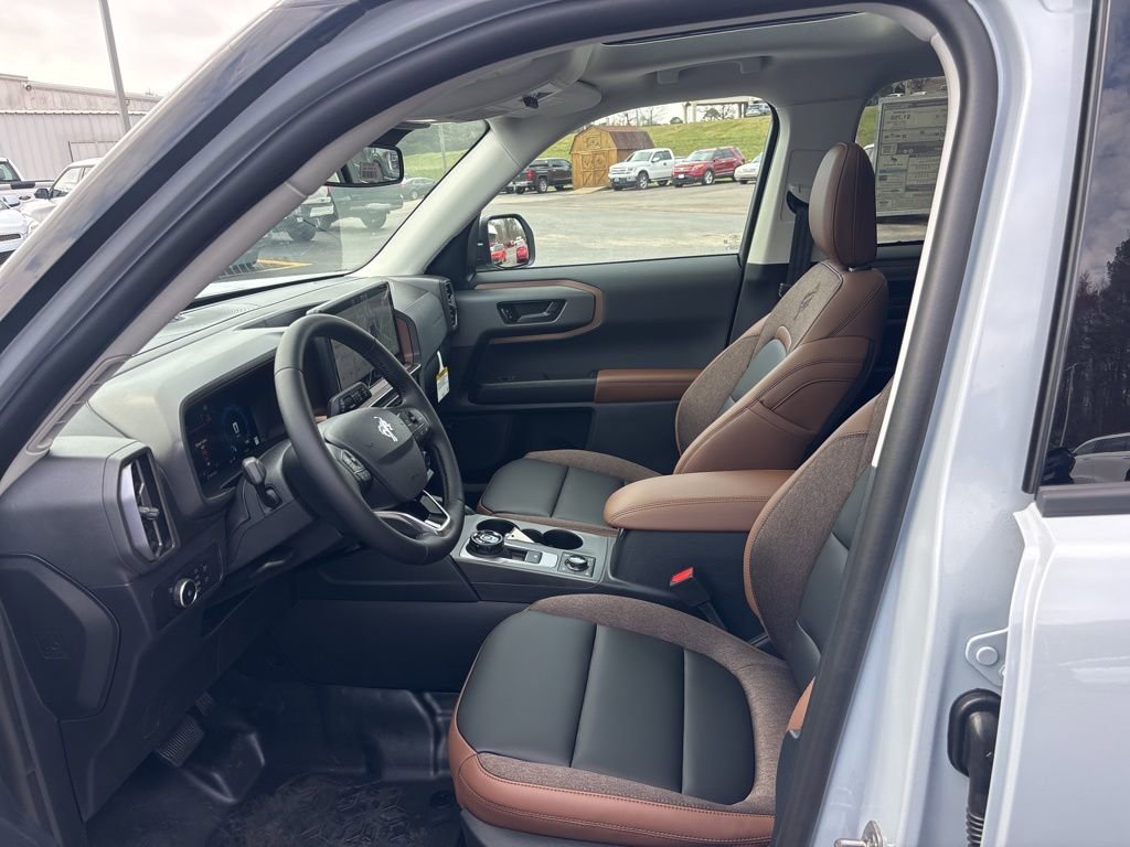 New 2026 Ford Bronco Sport Outer Banks w/ Sasquatch Outer Banks Package image 26