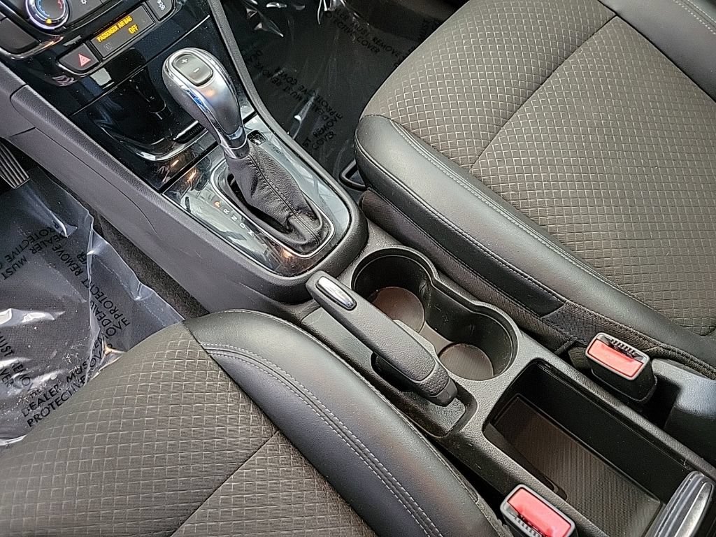 Used 2020 Buick Encore Preferred w/ Safety Package FWD image 9