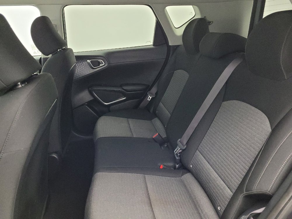Used 2021 Kia Soul S FWD image 18