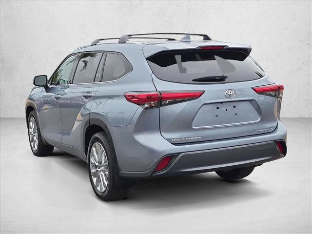 Used 2021 Toyota Highlander Limited AWD/4WD image 7