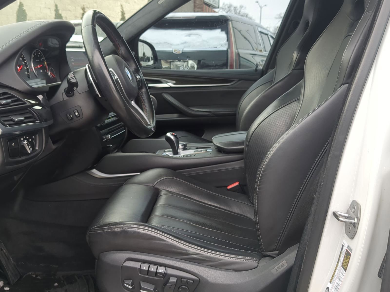 Used 2017 BMW X5 M image 22