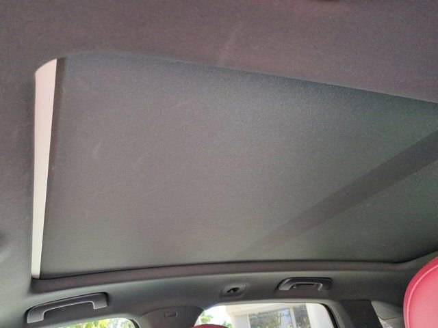 Used 2020 Porsche Cayenne S image 18