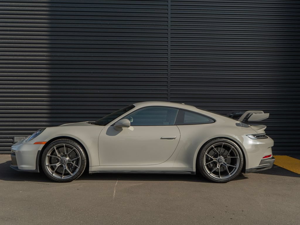 Certified 2024 Porsche 911 GT3 RWD image 2