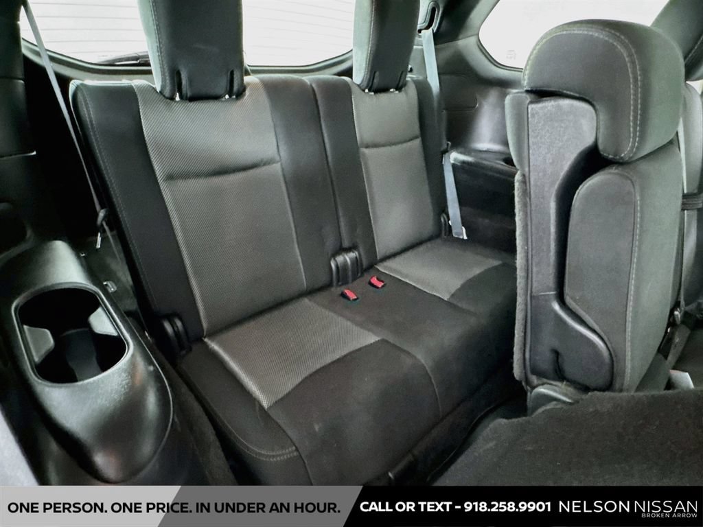 Used 2019 Nissan Pathfinder SV AWD/4WD image 24
