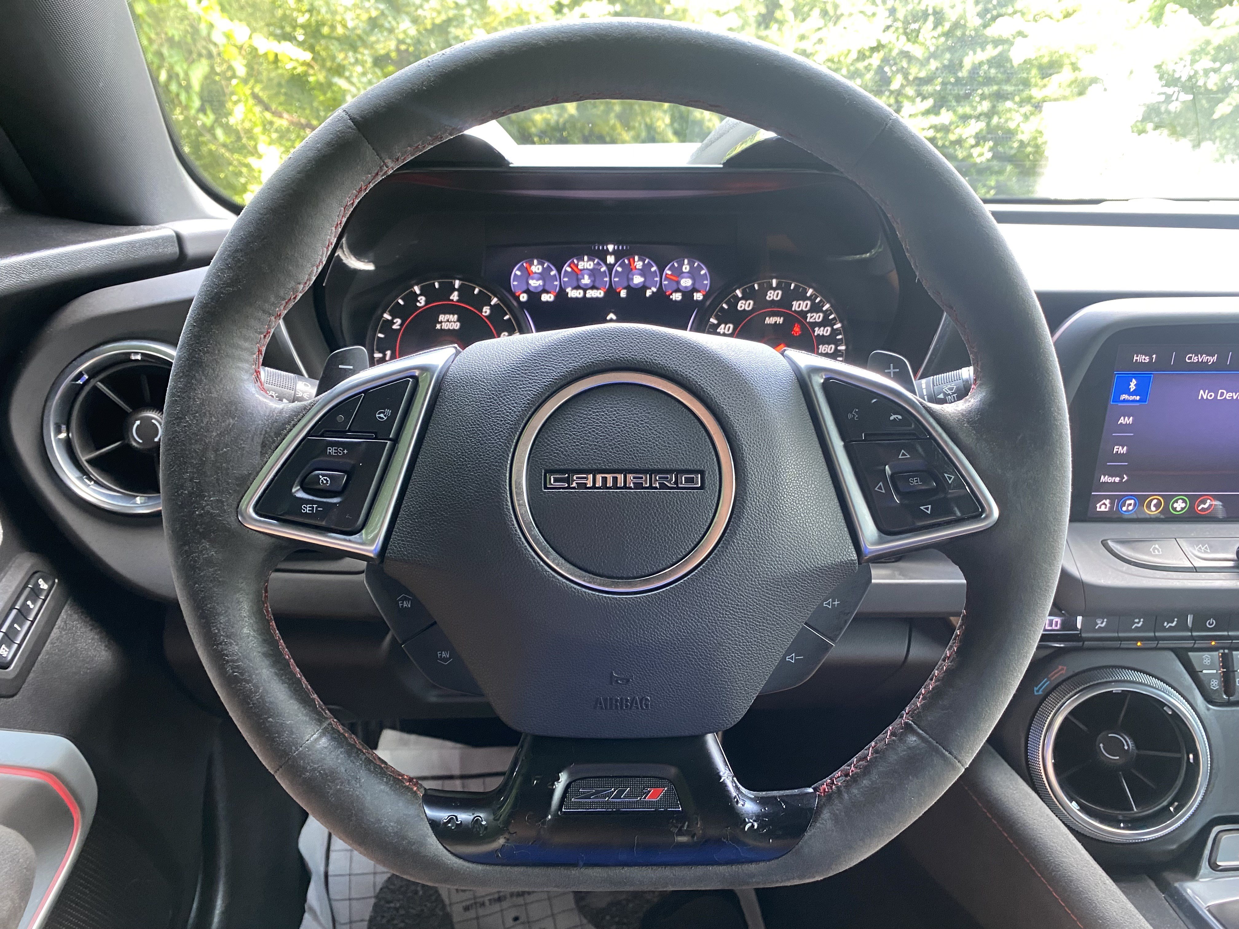 Used 2020 Chevrolet Camaro ZL1 RWD image 17