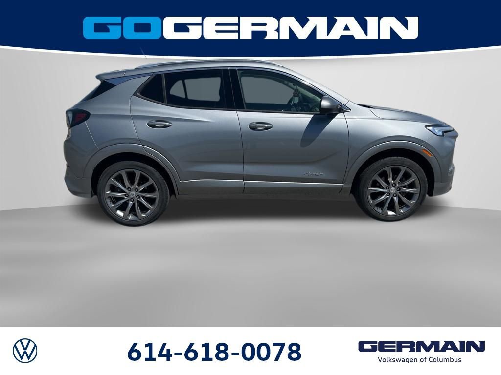 Used 2024 Buick Encore GX Avenir w/ Avenir Convenience Package AWD/4WD image 9