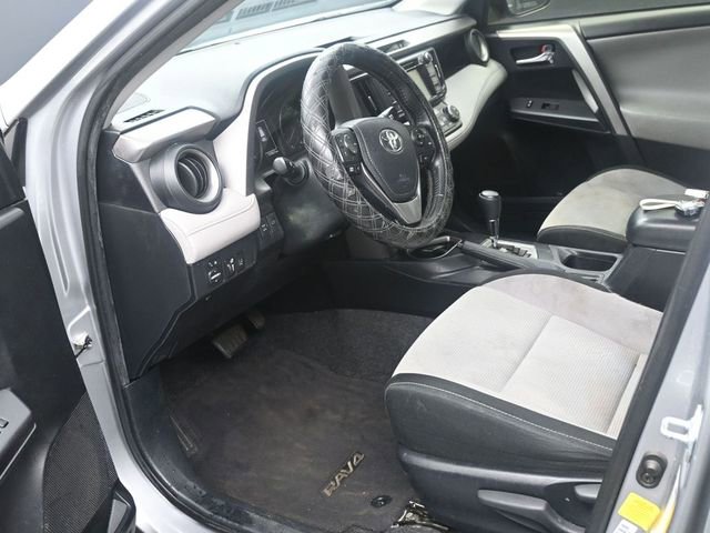 Used 2018 Toyota RAV4 XLE image 16