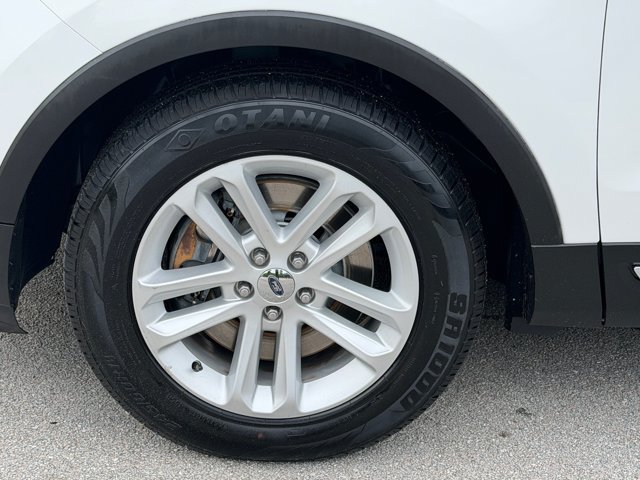 Used 2017 Ford Explorer XLT FWD image 16