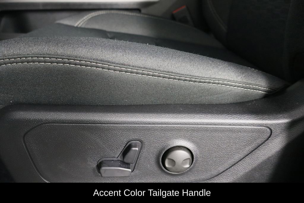 New 2026 RAM 1500 4x4 Crew Cab image 24