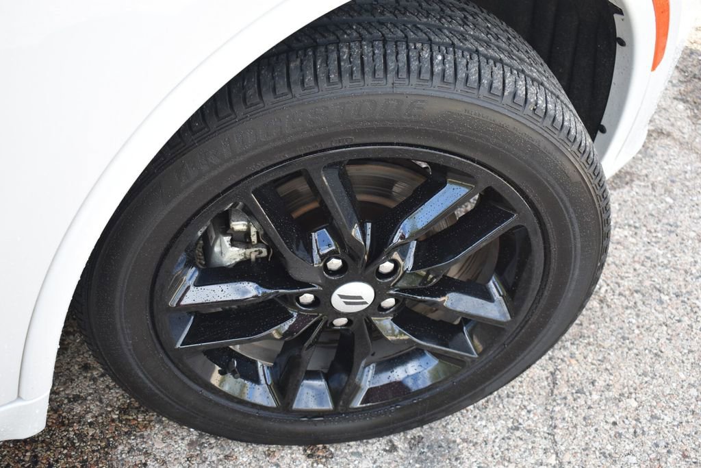 Used 2025 Dodge Durango GT AWD/4WD image 14
