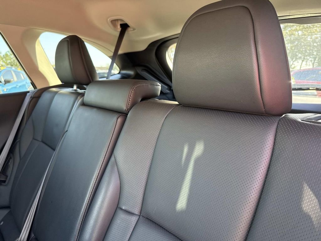 Used 2023 Subaru Outback Touring image 15