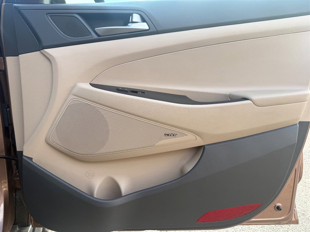 Used 2017 Hyundai Tucson SE Plus image 29