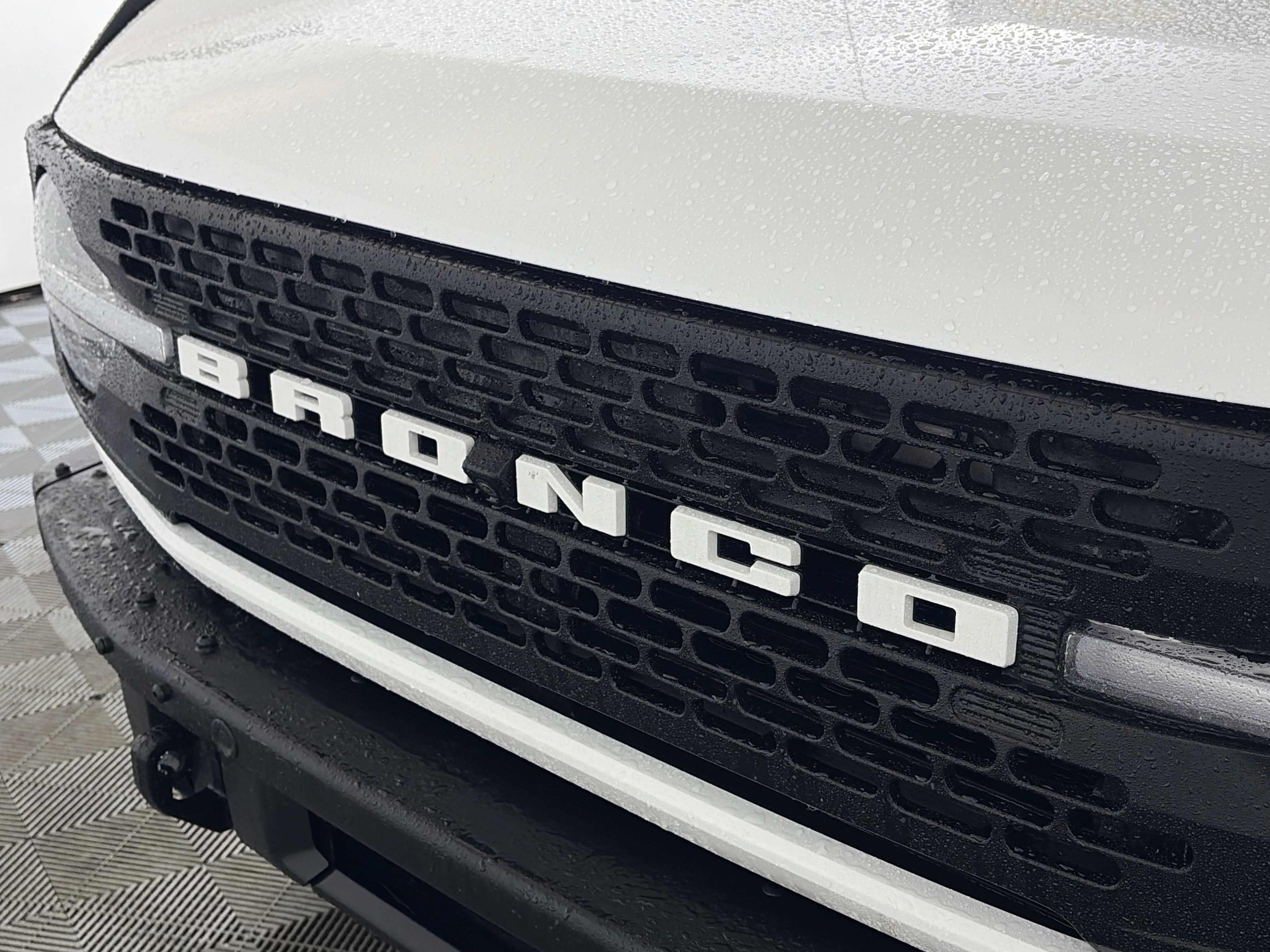 Used 2022 Ford Bronco Wildtrak image 15