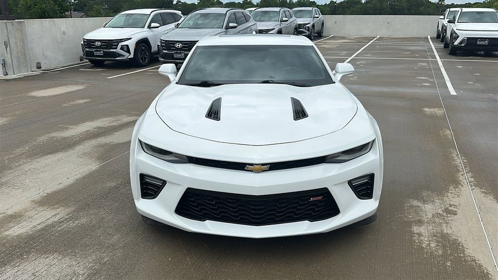 Used 2017 Chevrolet Camaro SS RWD image 8