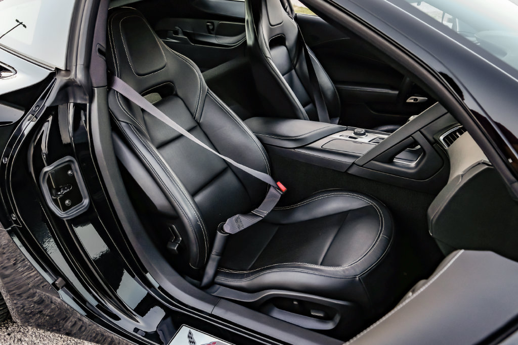Used 2014 Chevrolet Corvette Stingray Coupe RWD image 25