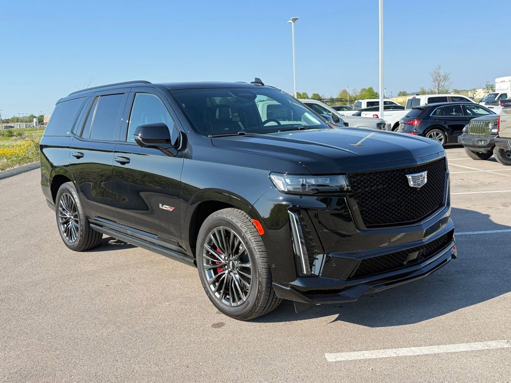Used 2023 Cadillac Escalade V image 2