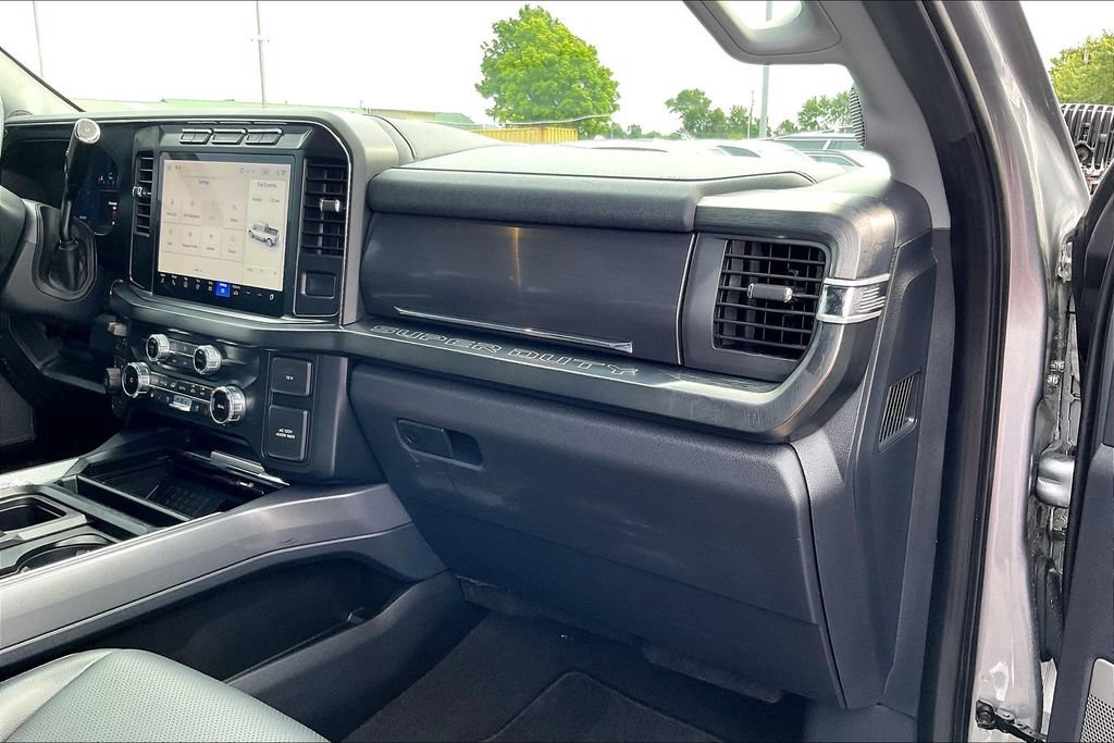 Used 2024 Ford F350 Lariat AWD/4WD image 18
