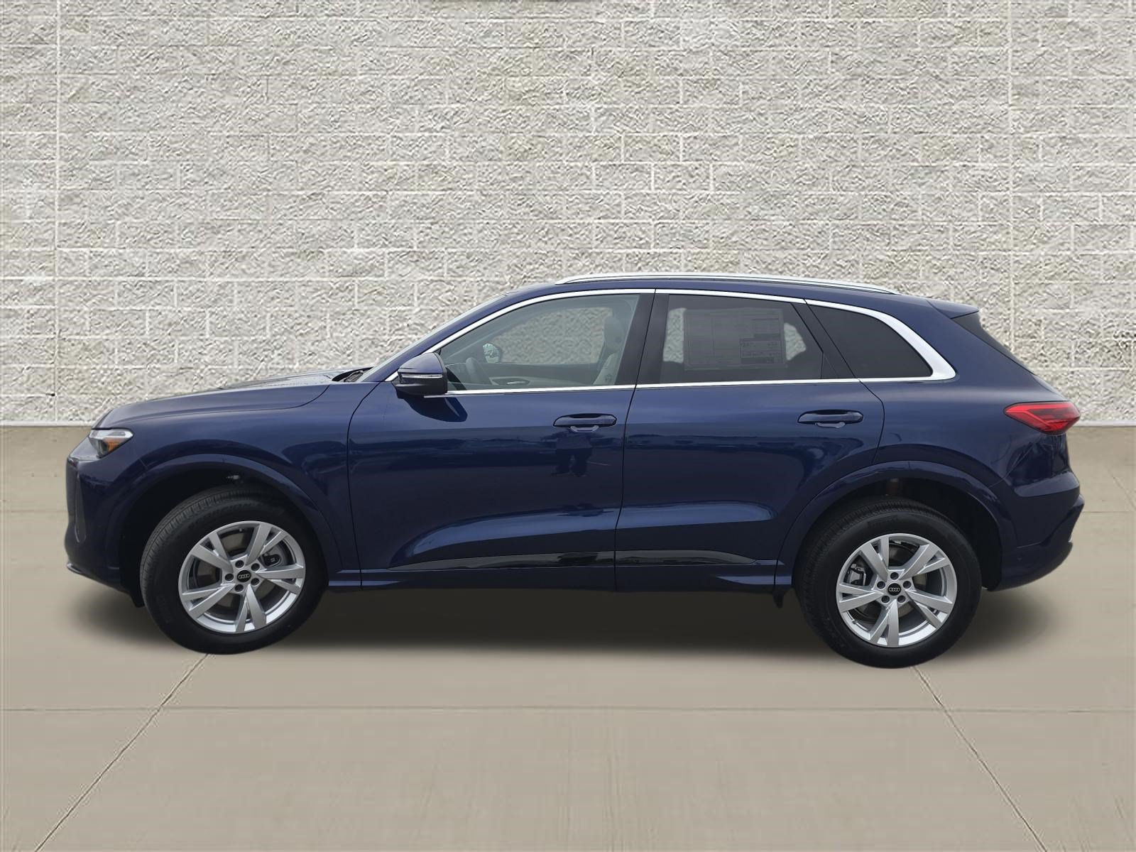 New 2026 Audi Q5 Premium AWD/4WD image 4