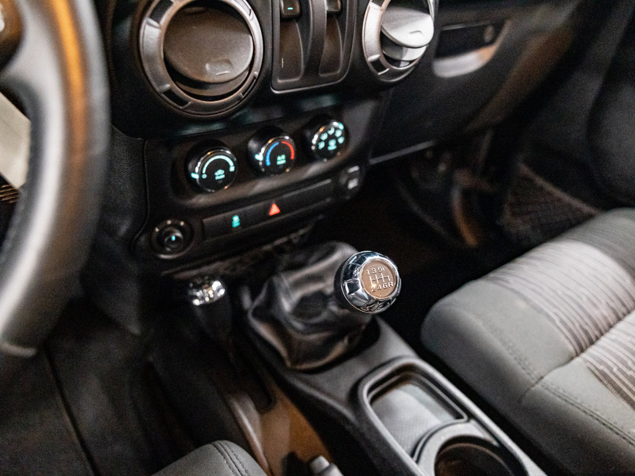 Used 2012 Jeep Wrangler Sport image 35