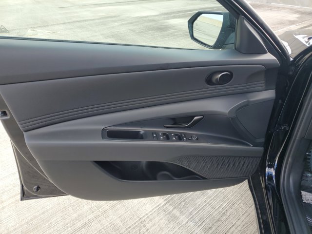 New 2026 Hyundai Elantra SEL Sport Premium FWD image 15