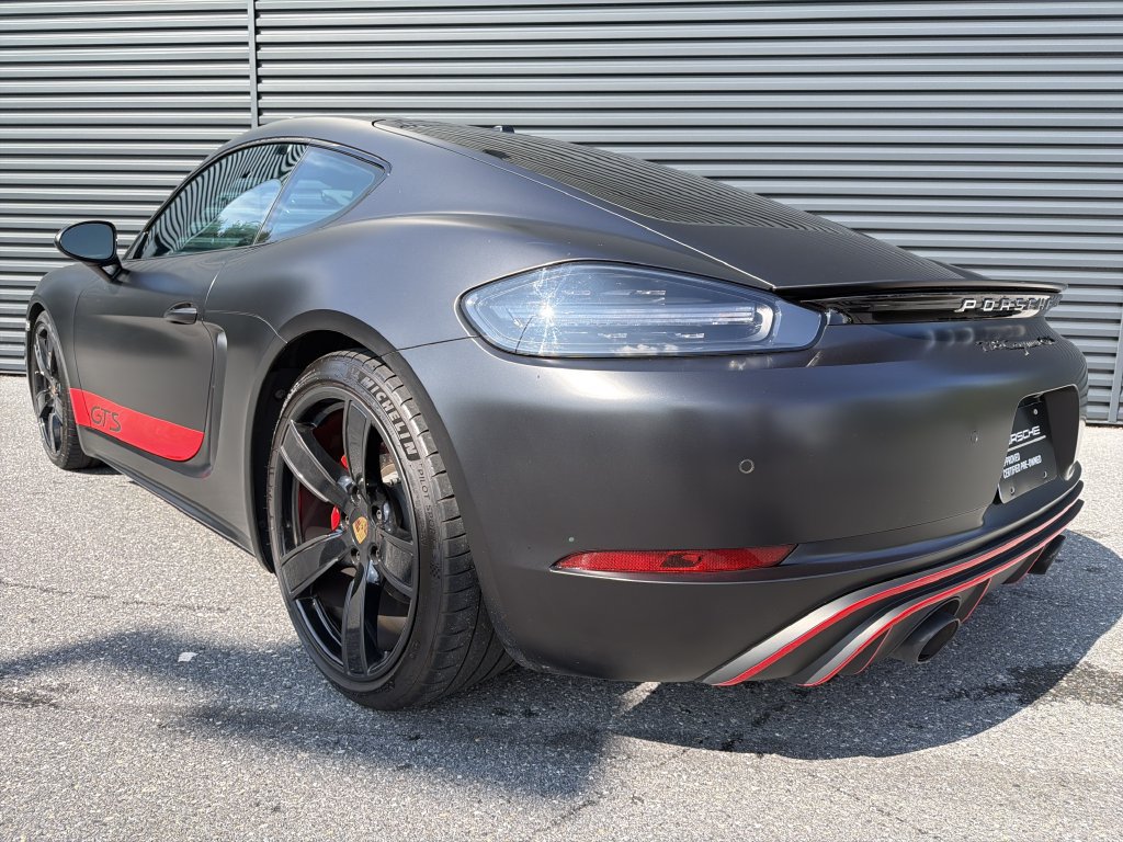 Certified 2025 Porsche 718 Cayman GTS RWD image 3