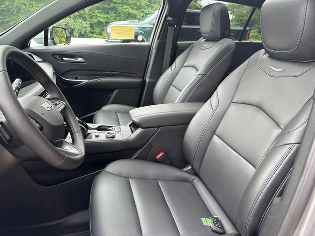 Used 2025 Cadillac XT4 Sport AWD/4WD image 38