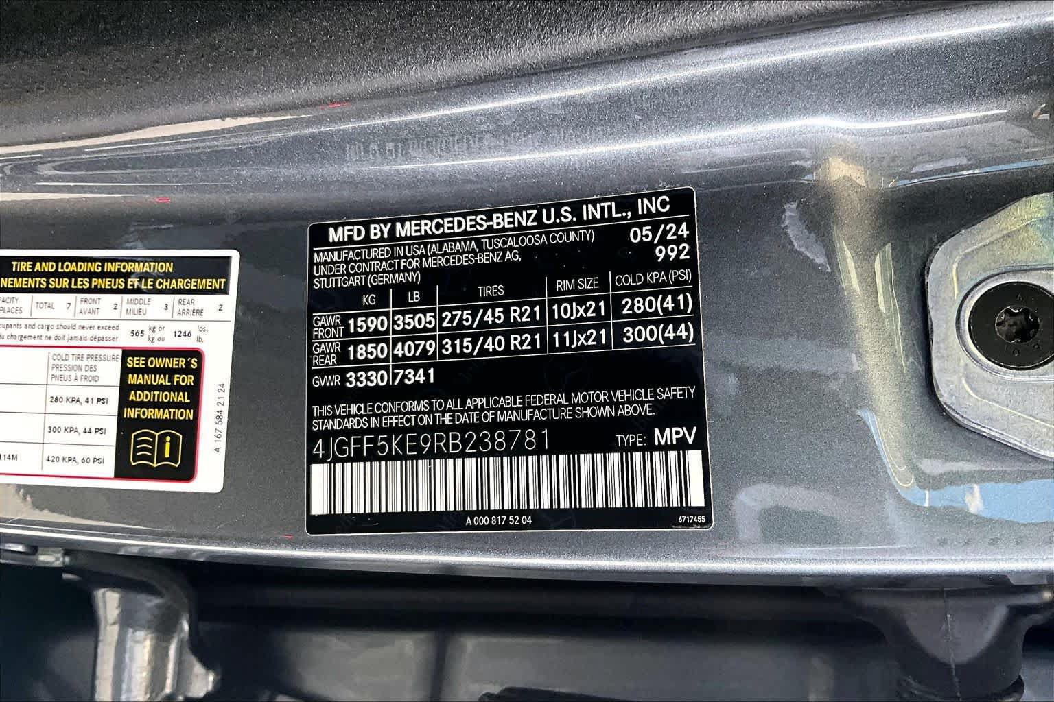 Used 2024 Mercedes-Benz GLS 450 4MATIC image 29